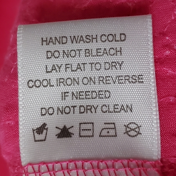 Charlotte Russe Iridescent Fuchsia Sequin Tank Top - Picture 11 of 11